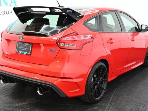 Used 2018 Ford Focus RS AWD/4WD image 3