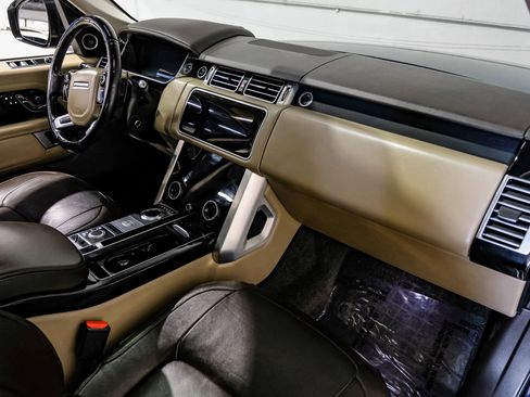 Used 2018 Land Rover Range Rover Long Wheelbase Supercharged image 19