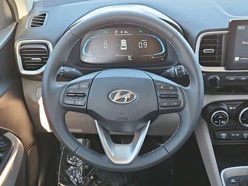 New 2026 Hyundai Venue SEL image 22
