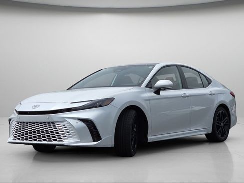 Used 2025 Toyota Camry XSE w/ Premium Plus Package AWD/4WD image 23