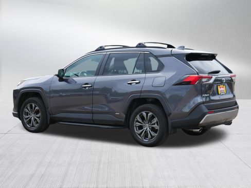 Used 2023 Toyota RAV4 Limited AWD/4WD image 5