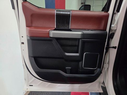 Used 2019 Ford F350 Platinum w/ Platinum Ultimate Package image 37