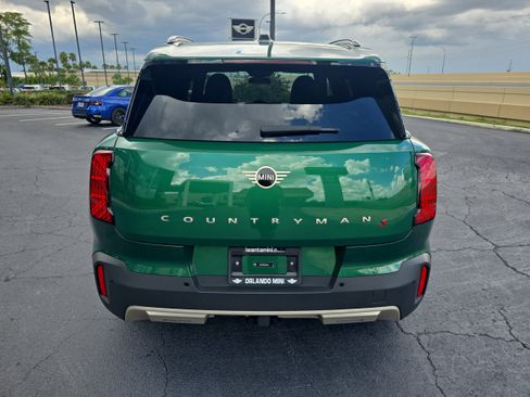 Used 2025 MINI Cooper Countryman S w/ Comfort Package Max image 7