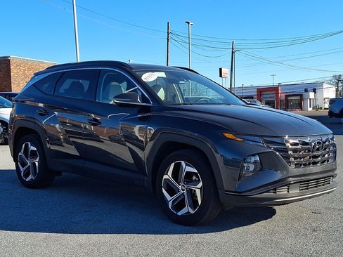 Certified 2023 Hyundai Tucson Limited w/ Cargo Package AWD/4WD image 3