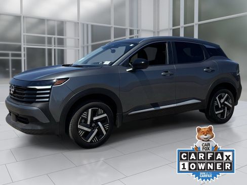 Certified 2026 Nissan Kicks SV FWD image 2