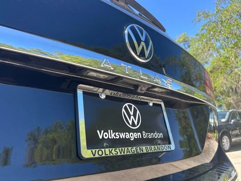 Used 2023 Volkswagen Atlas SE FWD image 39