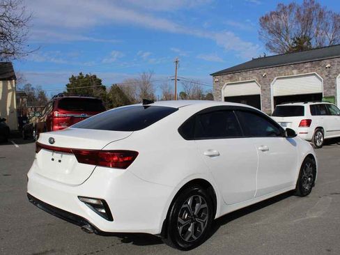 Used 2019 Kia Forte LXS image 5