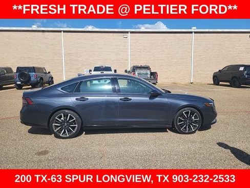 Used 2025 Honda Accord Touring image 5
