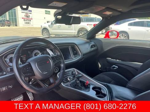 Used 2022 Dodge Challenger R/T Scat Pack RWD image 10