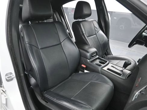 Used 2014 Dodge Charger R/T image 14