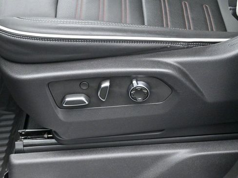 Used 2024 GMC Sierra 1500 AT4X image 13