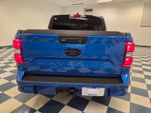 Used 2025 Ford Maverick Lobo image 7