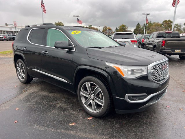 Used 2019 GMC Acadia Denali w/ Technology Package AWD/4WD image 3
