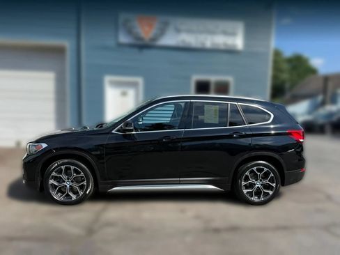 Used 2021 BMW X1 xDrive28i w/ Premium Package AWD/4WD image 3