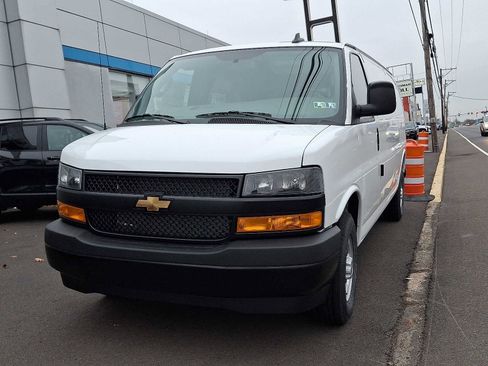 New 2025 Chevrolet Express 2500 Extended image 3