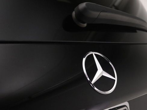 Certified 2023 Mercedes-Benz GLB 250 image 23