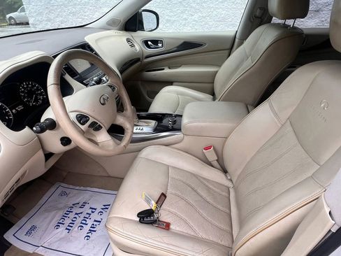 Used 2013 INFINITI JX35 AWD w/ Premium Pkg image 9