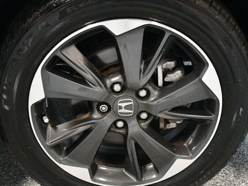 Used 2024 Honda Odyssey Elite image 23