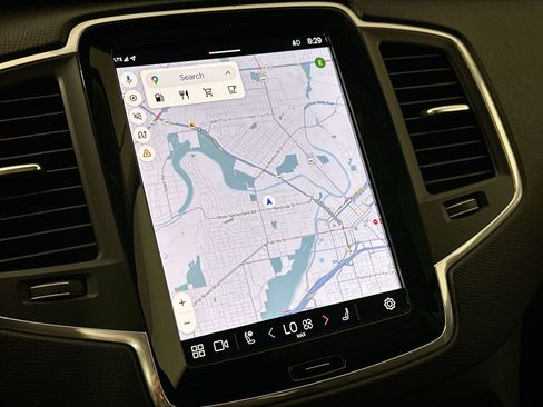 Certified 2024 Volvo XC90 B5 Core image 13