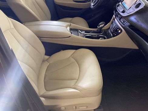 Used 2020 Buick Envision Preferred FWD image 48