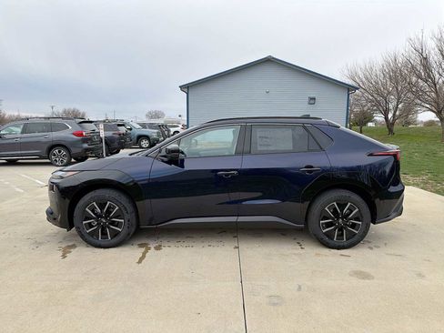 New 2026 Subaru Solterra AWD/4WD image 3