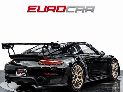Used 2018 Porsche 911 GT2 RS image 5