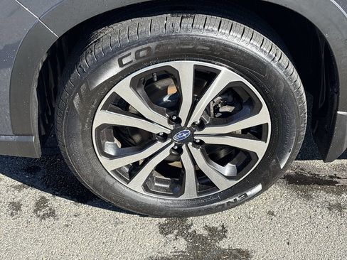 Used 2023 Subaru Forester Limited image 10