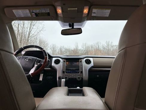 Used 2014 Toyota Tundra Limited image 20