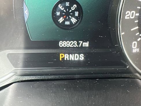 Used 2017 Lincoln MKZ Premiere image 16