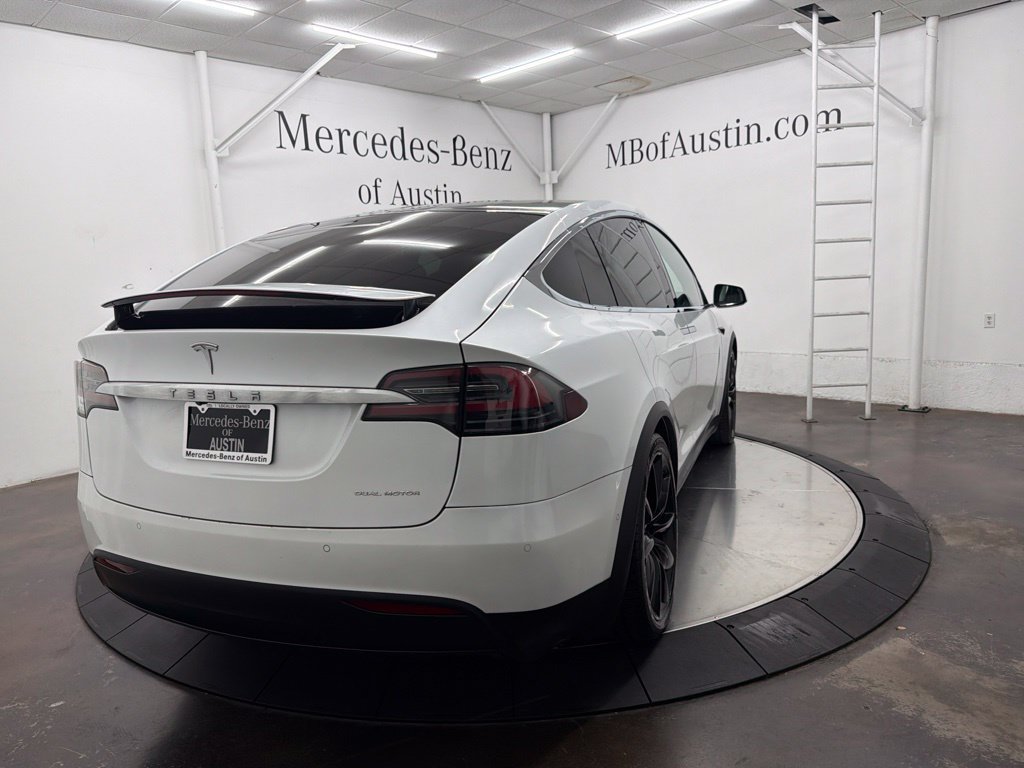 Used 2020 Tesla Model X Long Range AWD/4WD image 7
