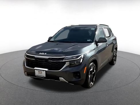 Used 2025 Kia Seltos S image 7