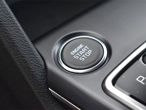 New 2026 Kia Sportage LX image 22