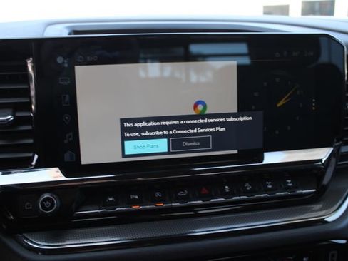 Used 2022 Chevrolet Silverado 1500 ZR2 w/ Technology Package image 33