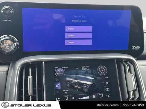 Certified 2025 Lexus LX 700h Overtrail AWD/4WD image 31