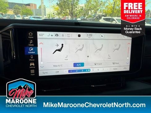 Used 2024 Jeep Gladiator Rubicon w/ Convenience Group AWD/4WD image 26