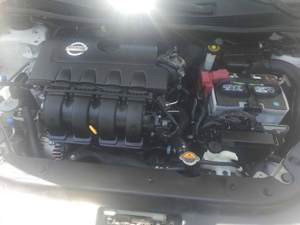 Used 2014 Nissan Sentra SV FWD image 11