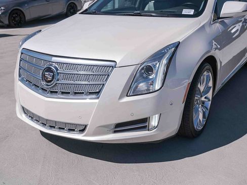 Used 2014 Cadillac XTS Platinum FWD image 11