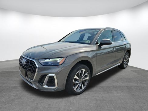 Used 2024 Audi Q5 2.0T Premium Plus AWD/4WD image 3