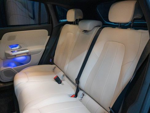New 2026 Mercedes-Benz GLA 250 image 12