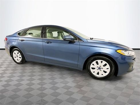 Certified 2019 Ford Fusion S image 8