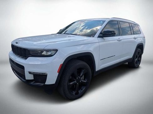 Used 2023 Jeep Grand Cherokee L Limited w/ Luxury Tech Group II RWD image 8