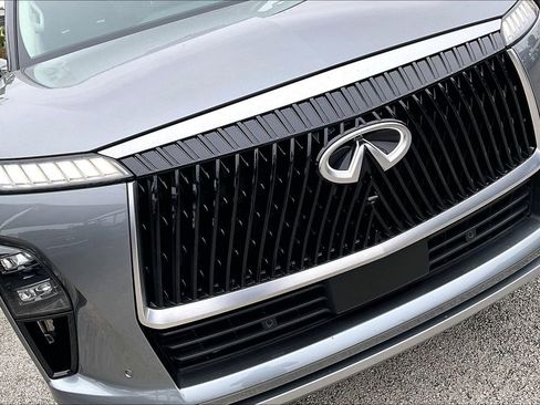 Certified 2025 INFINITI QX80 Sensory AWD/4WD image 40