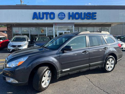 Used 2010 Subaru Outback 2.5i Premium AWD/4WD image 7