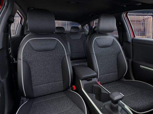 New 2025 Kia K4 GT-Line FWD image 17