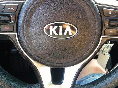 Used 2019 Kia Sportage LX w/ LX Popular Package AWD/4WD image 26