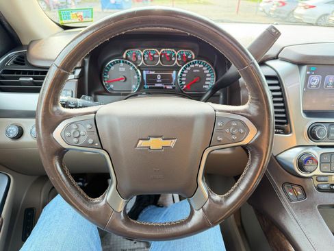 Used 2018 Chevrolet Suburban LT image 80