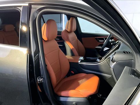 Used 2026 Mercedes-Benz GLC 300 4MATIC image 7