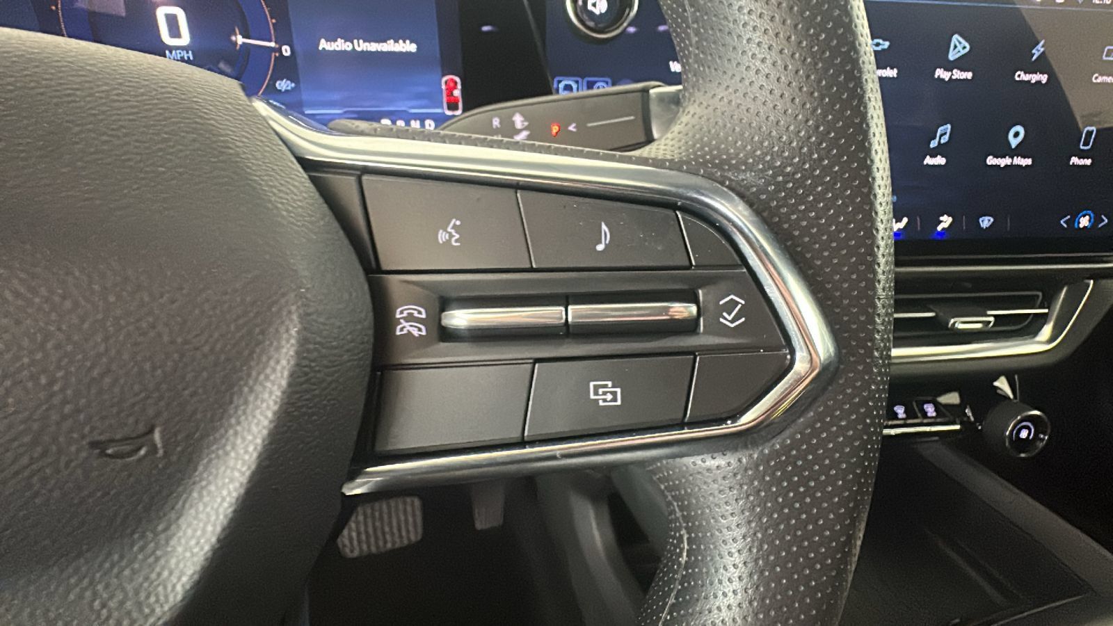 Used 2026 Chevrolet Equinox EV LT FWD image 20