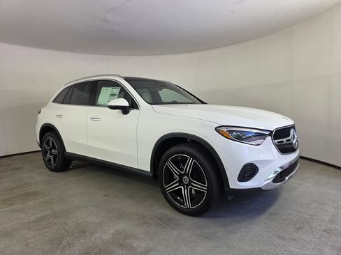 New 2026 Mercedes-Benz GLC 300 4MATIC image 1