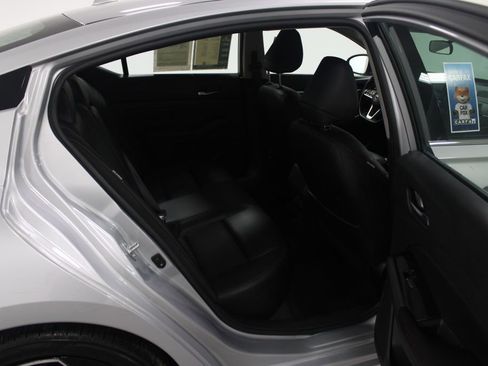 Used 2024 Nissan Altima 2.5 SR image 29